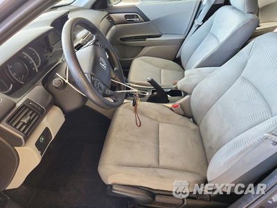 Zdjęcie 7 z 12 samochodu: 2015 HONDA ACCORD LX VIN:1HGCR2F36FA235460 - miniatura