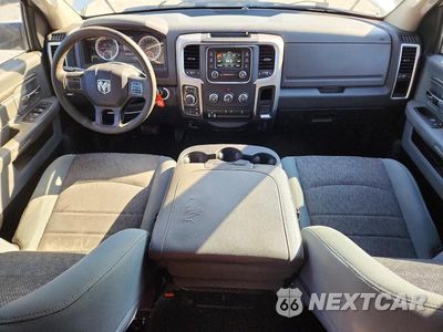 Zdjęcie 8 z 13 samochodu: 2017 RAM 1500 SLT VIN:1C6RR7LT2HS704476 - miniatura