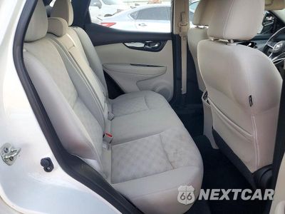 Zdjęcie 10 z 12 samochodu: 2019 NISSAN ROGUE SPORT SV VIN:JN1BJ1CPXKW237201 - miniatura