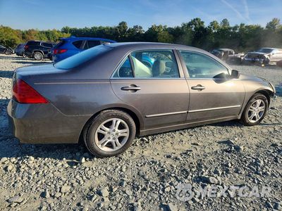 Trzecie zdjęcie samochodu z tyłu: 2007 HONDA ACCORD EX VIN:1HGCM56887A205163 - miniatura