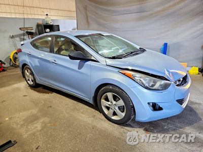 Czwarte zdjęcie samochodu z boku: 2013 HYUNDAI ELANTRA GLS VIN:KMHDH4AE7DU494234 - miniatura