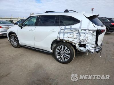 Drugie zdjęcie samochodu z przodu: 2022 TOYOTA HIGHLANDER PLATINUM VIN:5TDFZRAH5NS142275 - miniatura