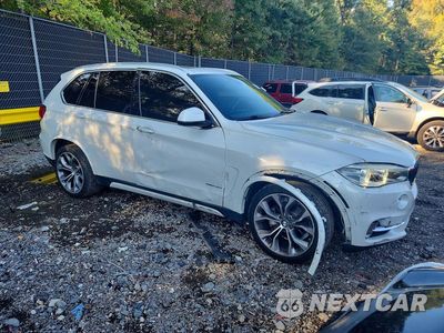 Czwarte zdjęcie samochodu z boku: 2017 BMW X5 SDRIVE35I VIN:5UXKR2C52H0U19107 - miniatura