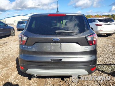 Zdjęcie 6 z 13 samochodu: 2017 FORD ESCAPE SE VIN:1FMCU9GD2HUC75433 - miniatura