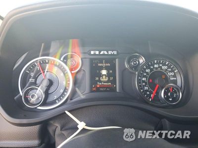 Zdjęcie 9 z 12 samochodu: 2021 RAM 1500 BIG HORN/LONE STAR VIN:1C6SRFMT3MN756461 - miniatura