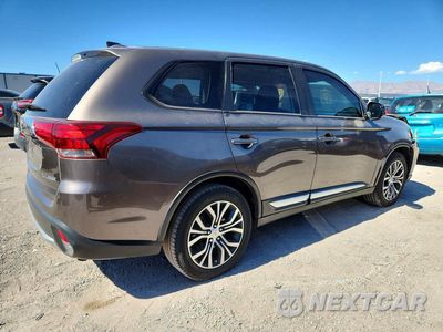 Trzecie zdjęcie samochodu z tyłu: 2017 MITSUBISHI OUTLANDER ES VIN:JA4AD2A38HZ041927 - miniatura