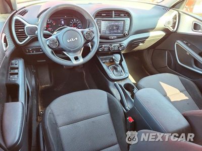 Zdjęcie 8 z 12 samochodu: 2022 KIA SOUL LX VIN:KNDJ23AU2N7184809 - miniatura