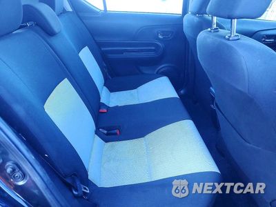 Zdjęcie 10 z 13 samochodu: 2016 TOYOTA PRIUS C TWO VIN:JTDKDTB35G1127367 - miniatura