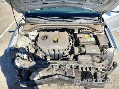 Zdjęcie 11 z 12 samochodu: 2017 HYUNDAI ELANTRA SE VIN:5NPD74LF3HH075326 - miniatura