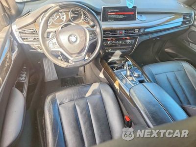 Zdjęcie 8 z 13 samochodu: 2018 BMW X5 SDRIVE35I VIN:5UXKR2C51J0X09912 - miniatura