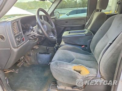Zdjęcie 7 z 13 samochodu: 2003 CHEVROLET SILVERADO K1500 VIN:2GCEK19V831181412 - miniatura