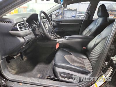 Zdjęcie 7 z 12 samochodu: 2018 TOYOTA CAMRY SE VIN:4T1B11HK1JU157463 - miniatura