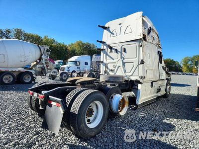 Trzecie zdjęcie samochodu z tyłu: 2024 FREIGHTLINER CASCADIA 126 SEMI TRUCK VIN:3AKJHHDR1RSUU5263 - miniatura