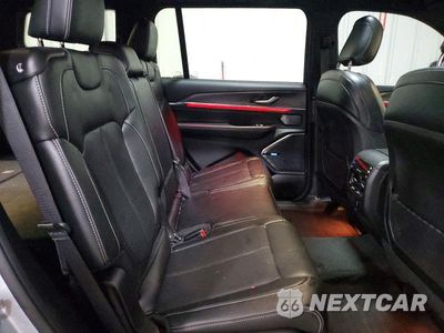 Zdjęcie 11 z 13 samochodu: 2023 JEEP GRAND CHEROKEE L OVERLAND VIN:1C4RJKDG8P8751253 - miniatura
