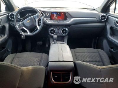 Zdjęcie 8 z 13 samochodu: 2021 CHEVROLET BLAZER 2LT VIN:3GNKBHRS9MS550373 - miniatura