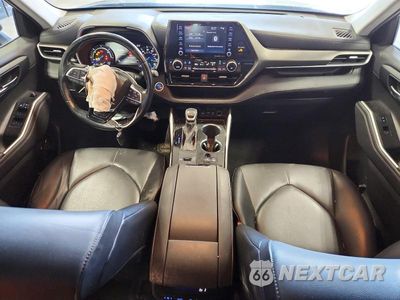 Zdjęcie 8 z 13 samochodu: 2021 TOYOTA HIGHLANDER HYBRID XLE VIN:5TDGBRCH0MS039608 - miniatura