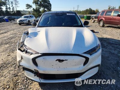 Piąte zdjęcie samochodu w środku: 2026 FORD MUSTANG MACH-E PREMIUM VIN:3FMTK3R79TMA01444 - miniatura
