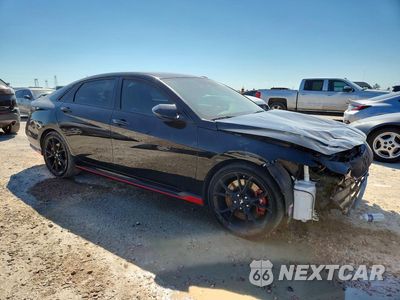 Czwarte zdjęcie samochodu z boku: 2025 HYUNDAI ELANTRA N BASE VIN:KMHLW4DK5SU027149 - miniatura