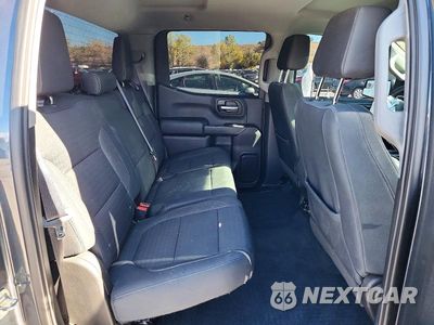 Zdjęcie 10 z 12 samochodu: 2019 CHEVROLET SILVERADO K1500 LT VIN:3GCUYDED4KG170115 - miniatura