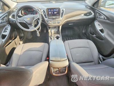 Zdjęcie 8 z 12 samochodu: 2019 CHEVROLET MALIBU LT VIN:1G1ZD5ST5KF154325 - miniatura