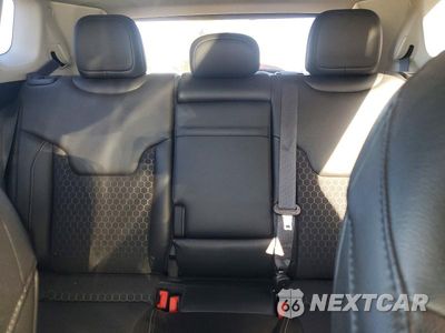 Zdjęcie 10 z 13 samochodu: 2018 JEEP COMPASS LATITUDE VIN:3C4NJDBB7JT232673 - miniatura