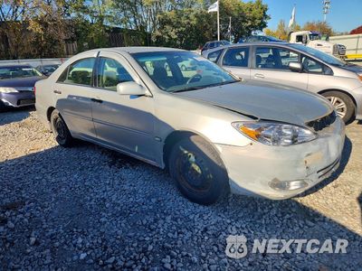 Czwarte zdjęcie samochodu z boku: 2002 TOYOTA CAMRY LE VIN:4T1BE32K02U101119 - miniatura