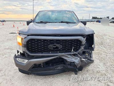 Piąte zdjęcie samochodu w środku: 2022 FORD F150 SUPERCREW VIN:1FTEW1CP4NKE53424 - miniatura