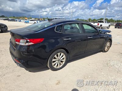 Trzecie zdjęcie samochodu z tyłu: 2018 KIA OPTIMA LX VIN:5XXGT4L37JG268773 - miniatura