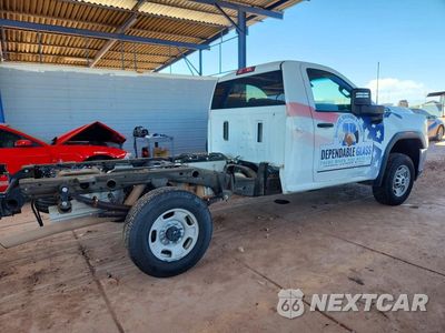Trzecie zdjęcie samochodu z tyłu: 2022 GMC SIERRA C2500 HEAVY DUTY VIN:1GT08LE7XNF121767 - miniatura