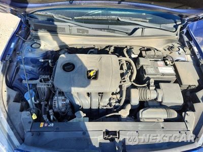 Zdjęcie 11 z 12 samochodu: 2022 KIA FORTE LXS VIN:3KPF24AD7NE462891 - miniatura