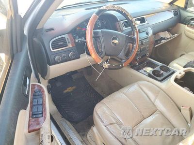 Zdjęcie 8 z 13 samochodu: 2007 CHEVROLET SUBURBAN K1500 VIN:1GNFK16337J199696 - miniatura