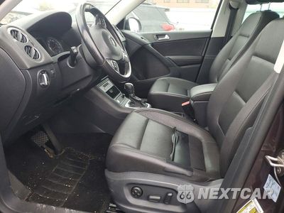 Zdjęcie 7 z 13 samochodu: 2016 VOLKSWAGEN TIGUAN S VIN:WVGBV7AX7GW527518 - miniatura