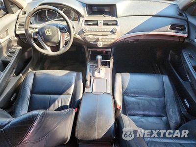Zdjęcie 8 z 12 samochodu: 2012 HONDA ACCORD SE VIN:1HGCP2F62CA160400 - miniatura