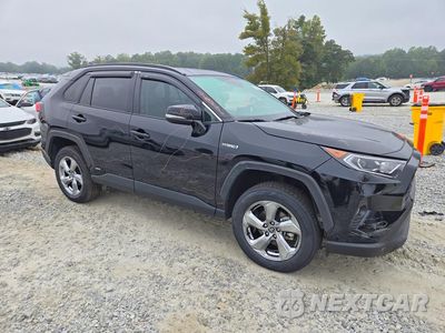 Czwarte zdjęcie samochodu z boku: 2021 TOYOTA RAV4 HYBRID XLE PREMIUM VIN:4T3B6RFV4MU051971 - miniatura