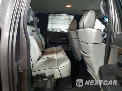 Zdjęcie 10 z 13 samochodu: 2006 LINCOLN MARK LT VIN:5LTPW18576FJ00022 - miniatura