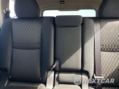 Zdjęcie 10 z 14 samochodu: 2017 NISSAN ROGUE S VIN:KNMAT2MV8HP529874 - miniatura