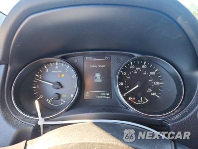 Zdjęcie 9 z 12 samochodu: 2017 NISSAN ROGUE SV VIN:5N1AT2MTXHC840661 - miniatura