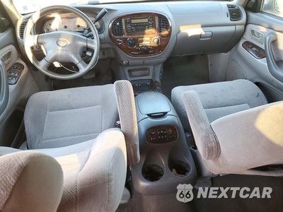 Zdjęcie 8 z 13 samochodu: 2002 TOYOTA SEQUOIA SR5 VIN:5TDZT34A82S117649 - miniatura
