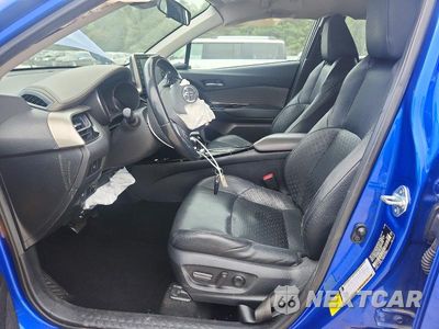 Zdjęcie 7 z 12 samochodu: 2022 TOYOTA C-HR LIMITED VIN:NMTKHMBXXNR145343 - miniatura