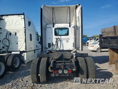 Zdjęcie 6 z 13 samochodu: 2019 KENWORTH T680 SEMI TRUCK VIN:1XKYA48XXKJ297076 - miniatura