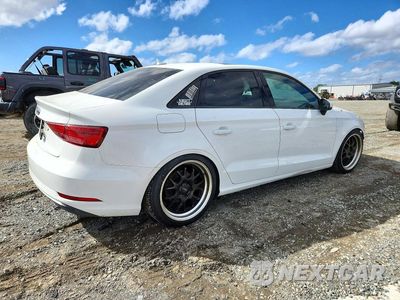 Trzecie zdjęcie samochodu z tyłu: 2017 AUDI A3 PREMIUM VIN:WAUAUGFF1H1039812 - miniatura