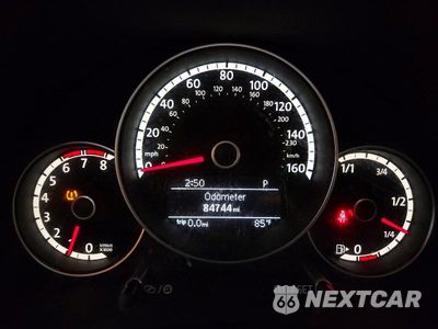 Zdjęcie 9 z 12 samochodu: 2013 VOLKSWAGEN BEETLE TURBO VIN:3VWV67AT1DM613573 - miniatura