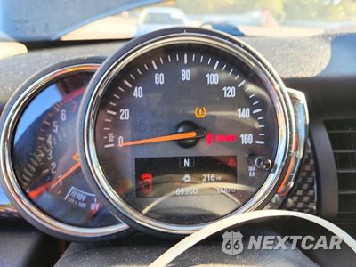 Zdjęcie 9 z 14 samochodu: 2018 MINI COOPER S VIN:WMWXU3C54J2B64708 - miniatura
