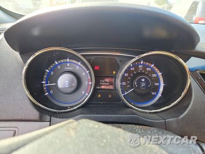 Zdjęcie 9 z 12 samochodu: 2013 HYUNDAI SONATA LIMITED VIN:5NPEC4AC4DH698120 - miniatura