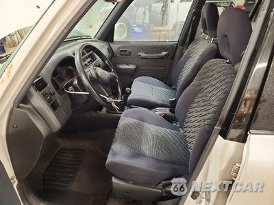 Zdjęcie 7 z 13 samochodu: 1999 TOYOTA RAV4 BASE VIN:JT3HP10V4X7121748 - miniatura