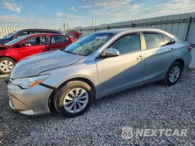 2017 TOYOTA CAMRY LE 4T1BF1FK4HU378554 - główne zdjęcie licytacji z USA - miniatura