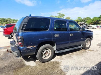 Trzecie zdjęcie samochodu z tyłu: 2001 GMC YUKON VIN:1GKEK13T61J195131 - miniatura