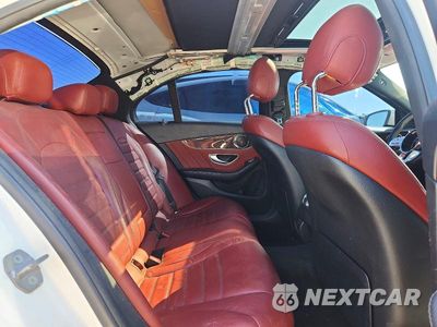 Zdjęcie 10 z 13 samochodu: 2018 MERCEDES-BENZ C 300 VIN:55SWF4JB0JU257497 - miniatura