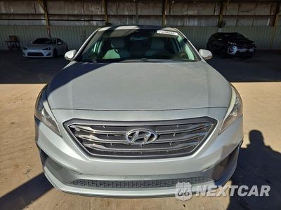 Piąte zdjęcie samochodu w środku: 2017 HYUNDAI SONATA SPORT VIN:5NPE34AF5HH580190 - miniatura