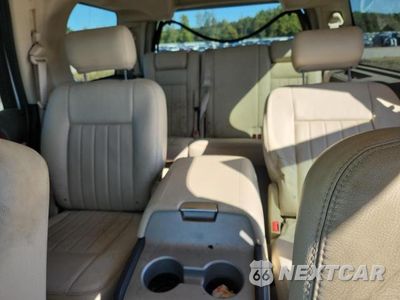 Zdjęcie 10 z 13 samochodu: 2003 LINCOLN NAVIGATOR VIN:5LMFU27R53LJ47165 - miniatura